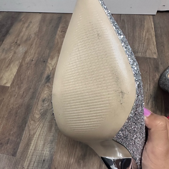 Silver 4 inch heels - Picture 7 of 7